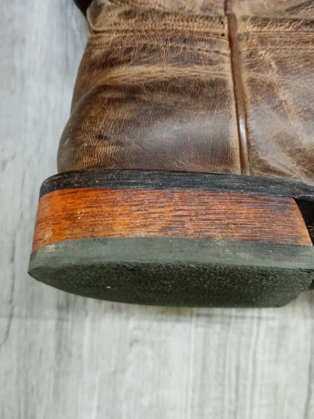 Ariat very good